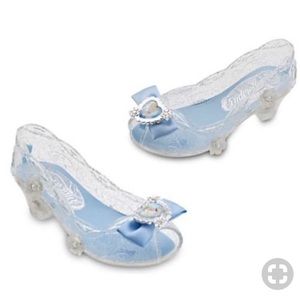 New Disney Store Cinderella Light-Up Shoes 11/12